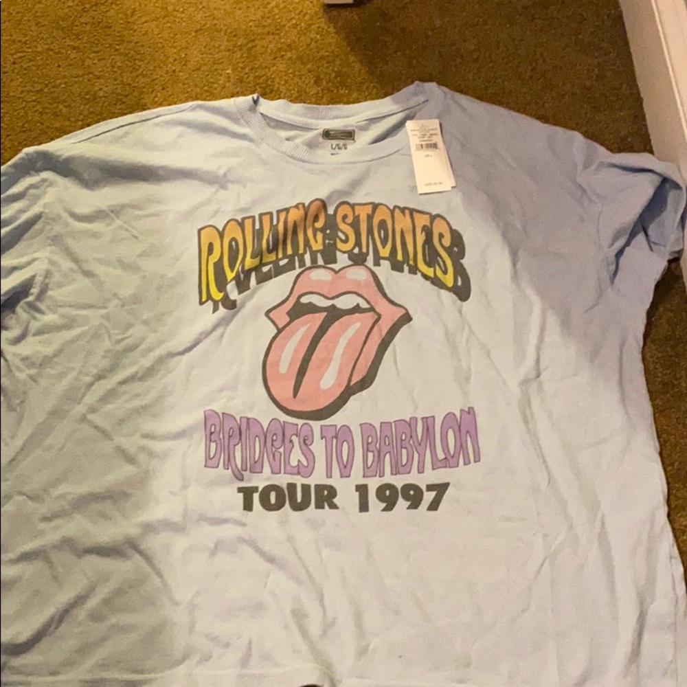 t shirt